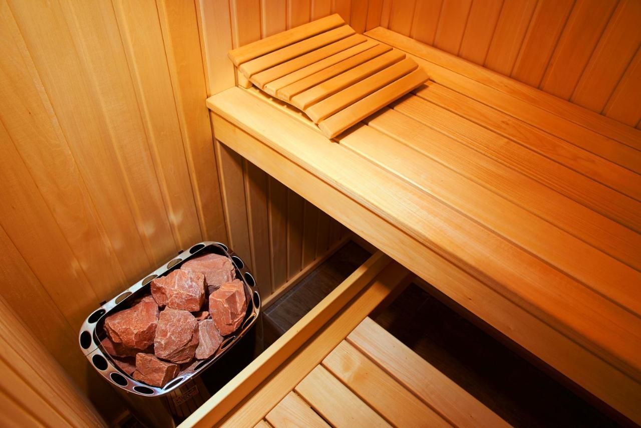 Big Jacuzzi , Sauna , Khreshchatyk Apartments เคียฟ ภายนอก รูปภาพ